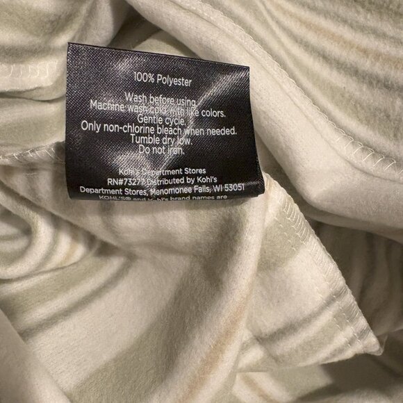 Cuddl Duds Twin Flannel Sheet Set – Green, White & Tan Striped - Picture 5 of 8